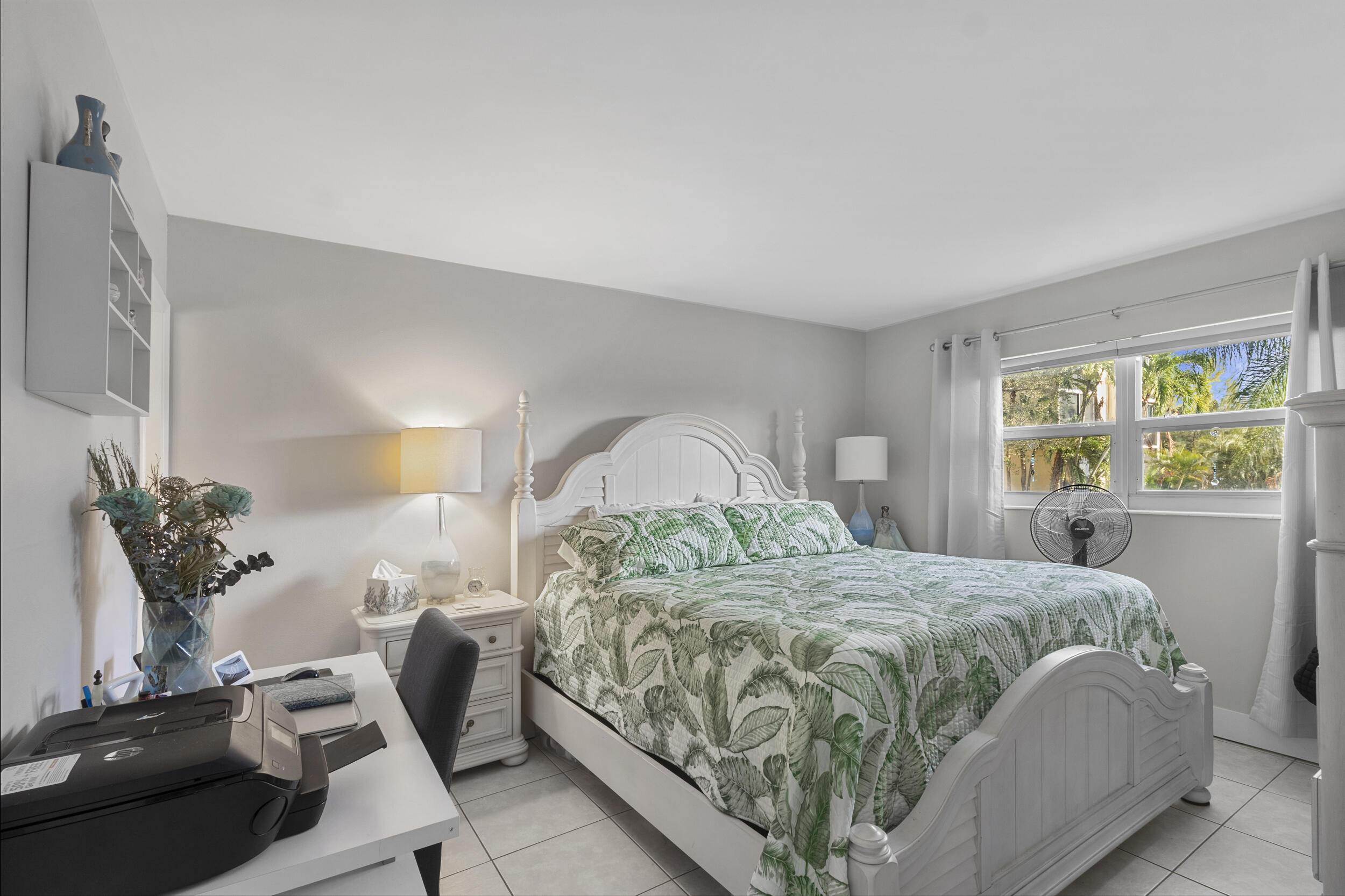 GARDEN-AIRE VILLAGE SOUTH CONDO - Residential