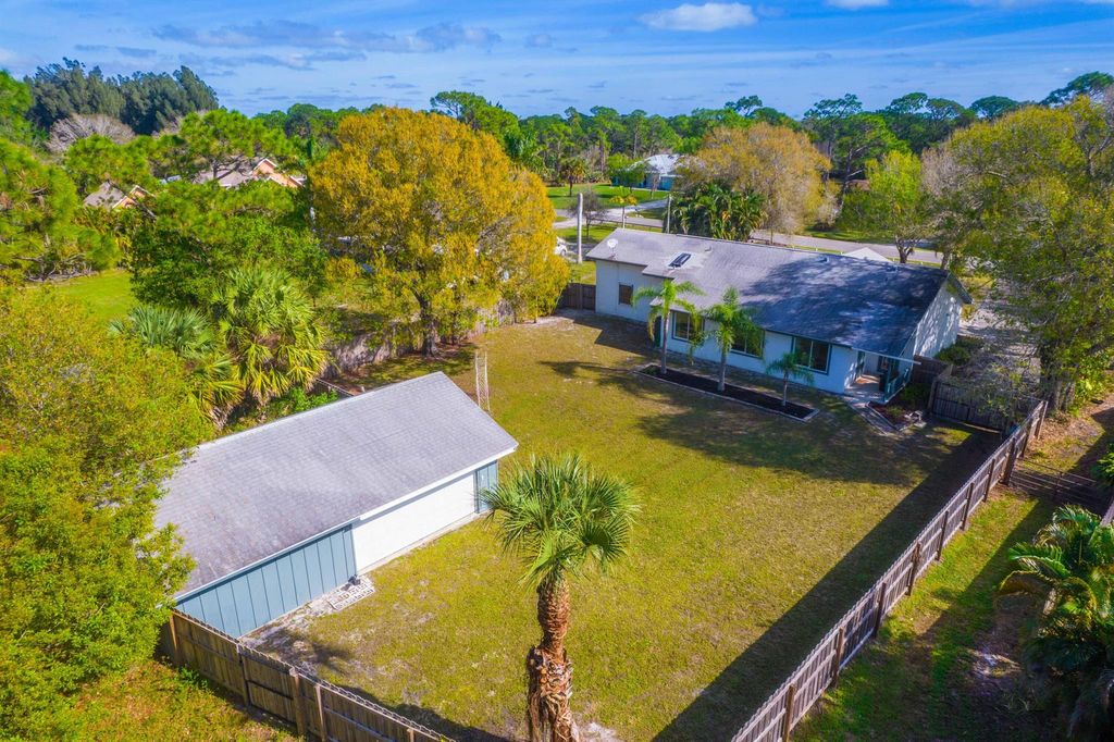 Photo of 4919 NW Pinetree Drive, Fort Pierce, FL 34982 (MLS # R10952350)