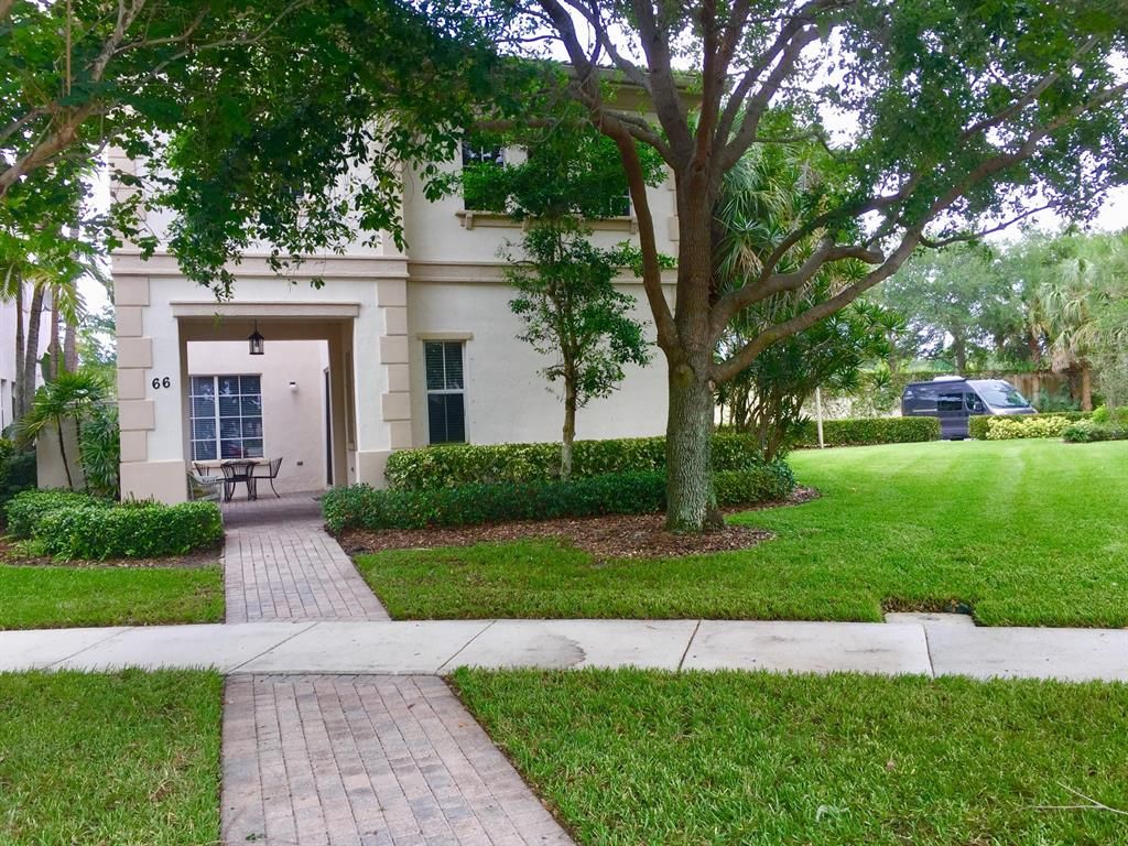Photo of 66 Stoney Drive, Palm Beach Gardens, FL 33410 (MLS # R10713184)