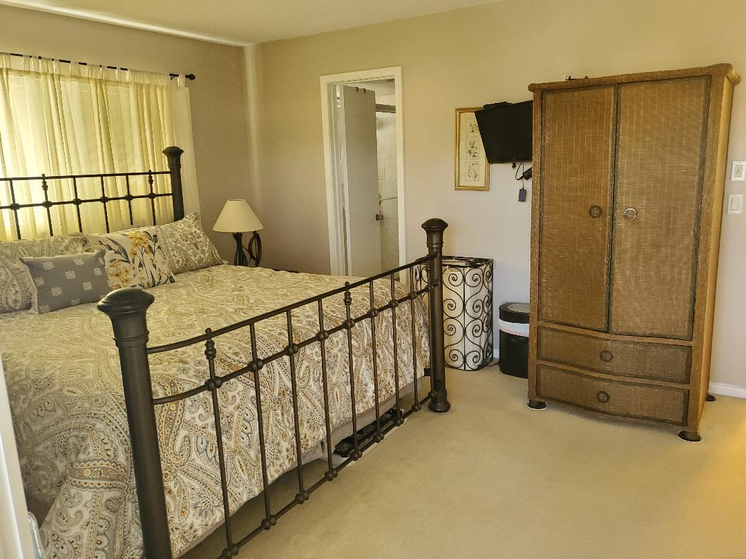 ANDOVER CONDOS - Residential