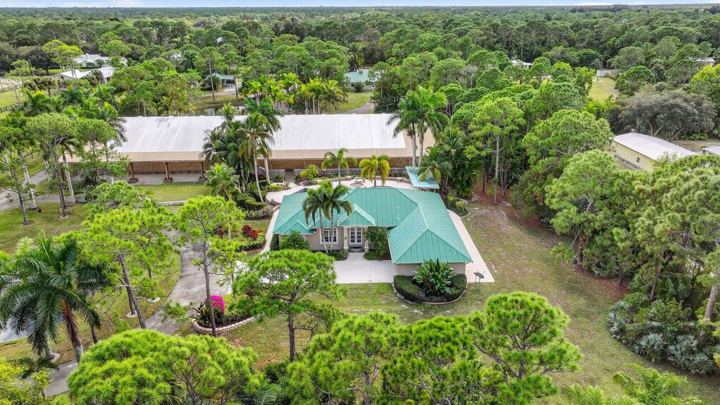 Photo of 2602 SW 64th Court, Palm City, FL 34990 (MLS # R11151338)