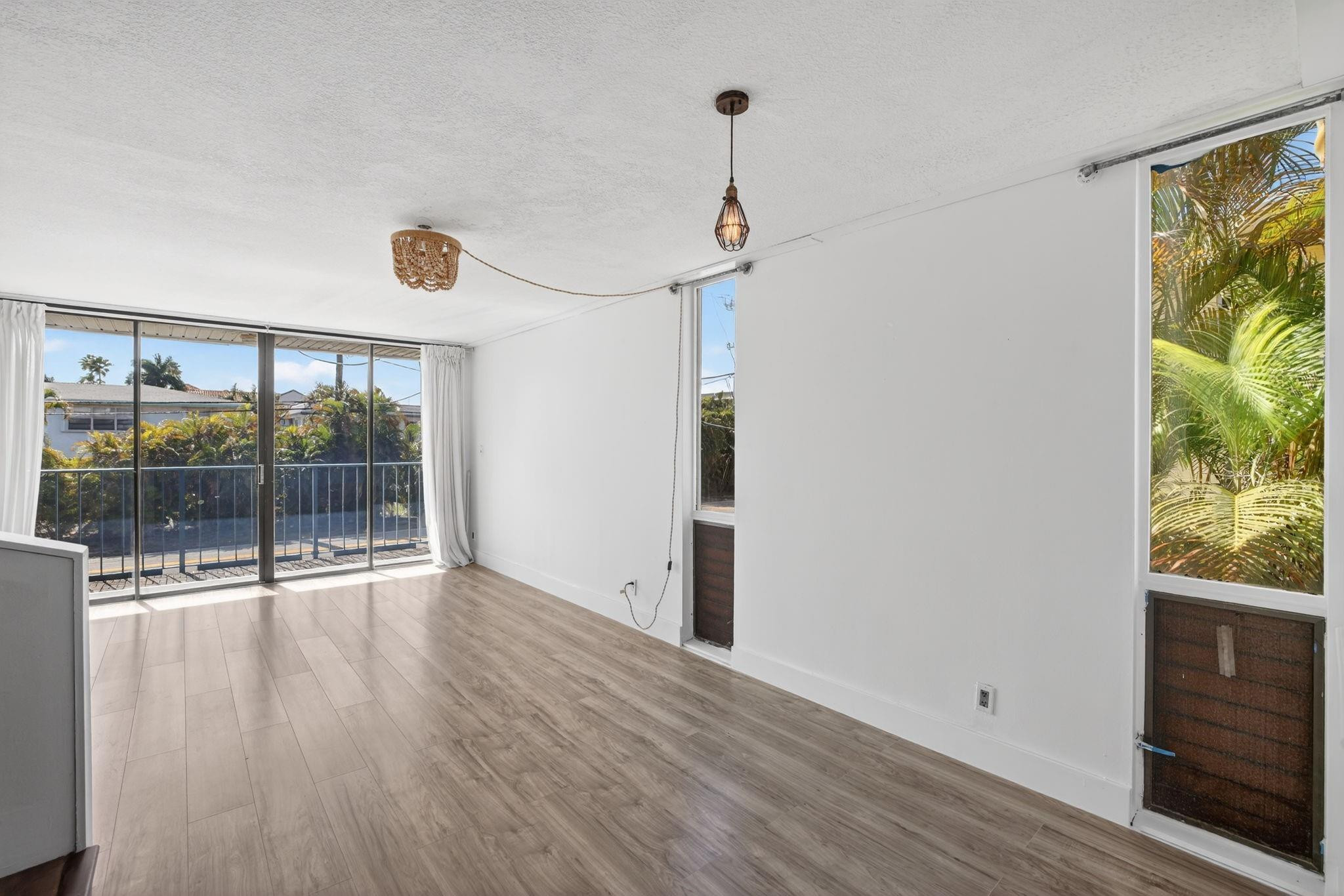 QUARTERDECK CONDO - Residential Lease