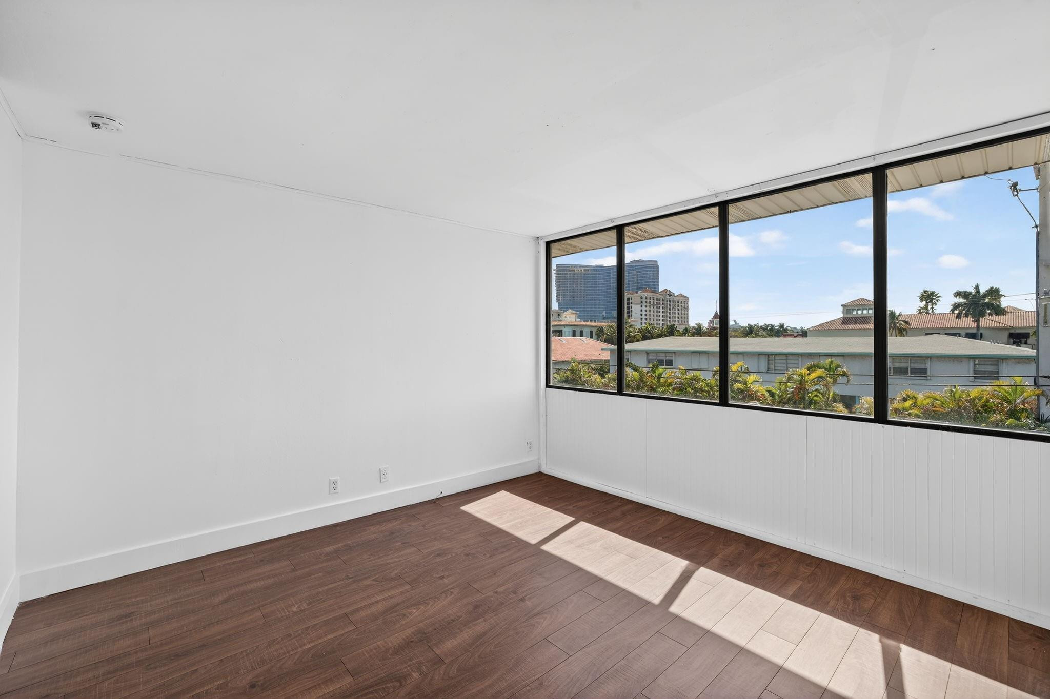 QUARTERDECK CONDO - Residential Lease
