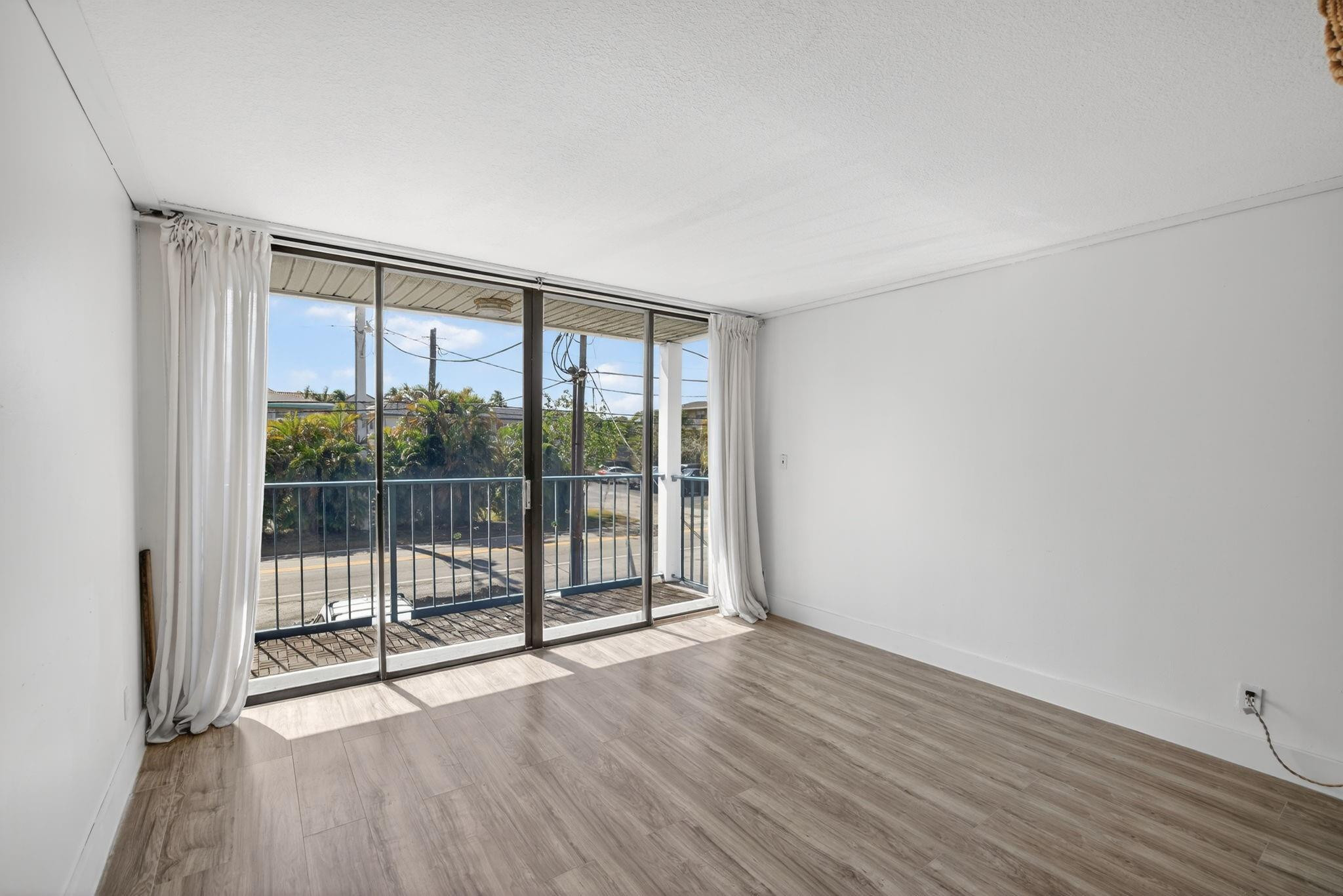 QUARTERDECK CONDO - Residential Lease