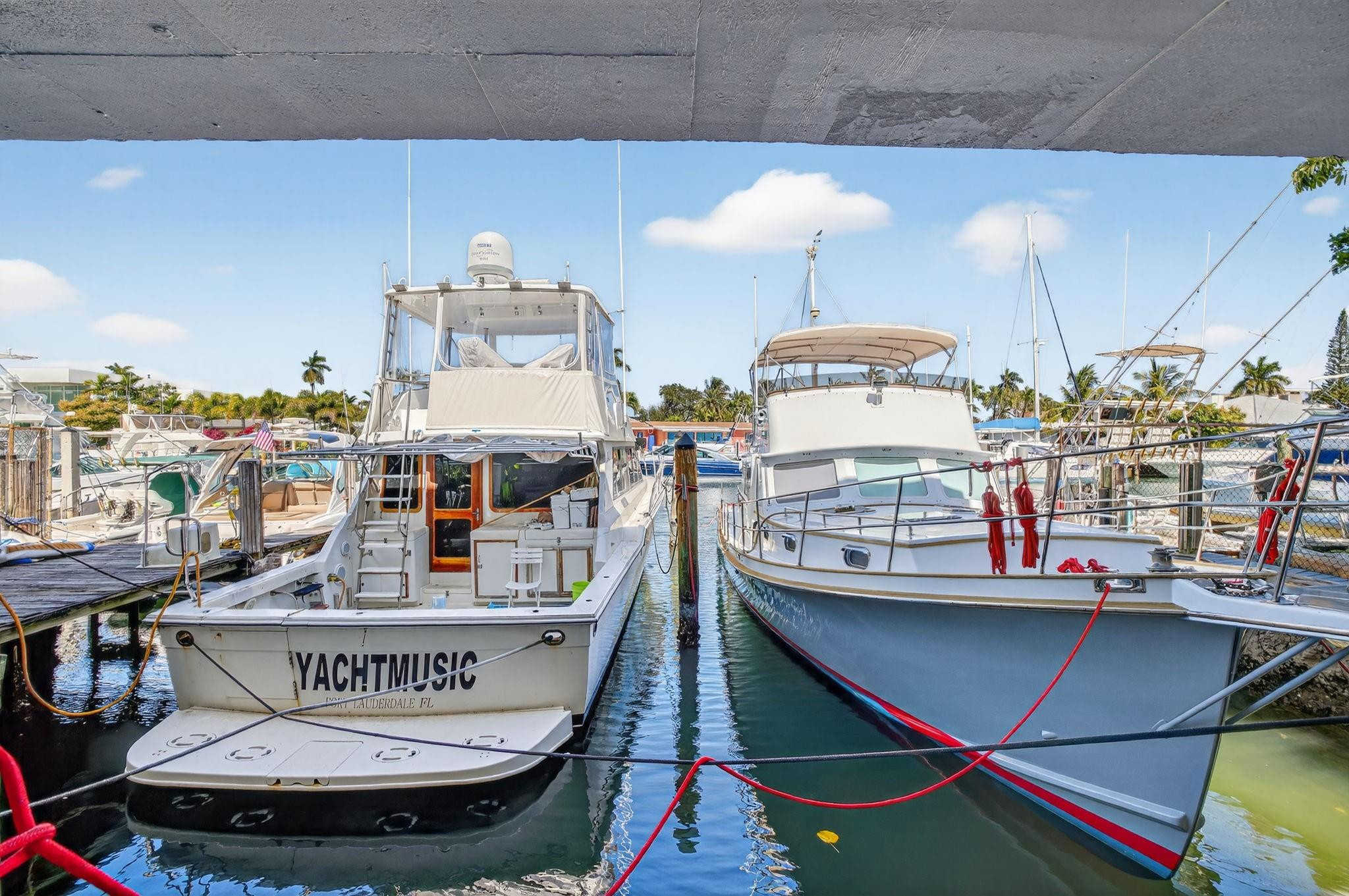 QUARTERDECK CONDO - Residential Lease