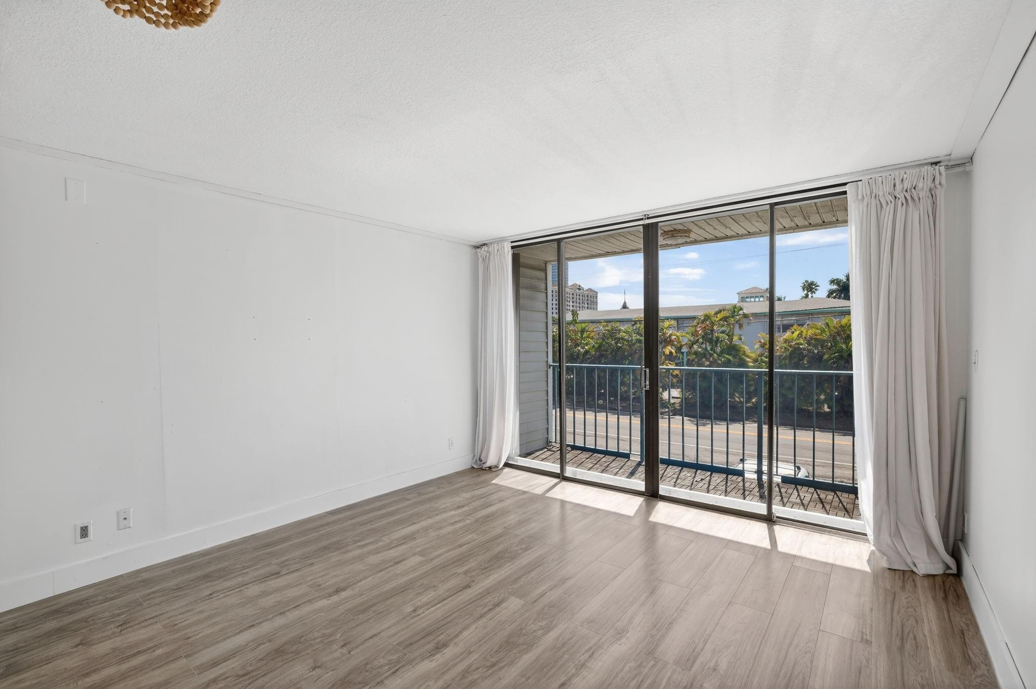 QUARTERDECK CONDO - Residential Lease