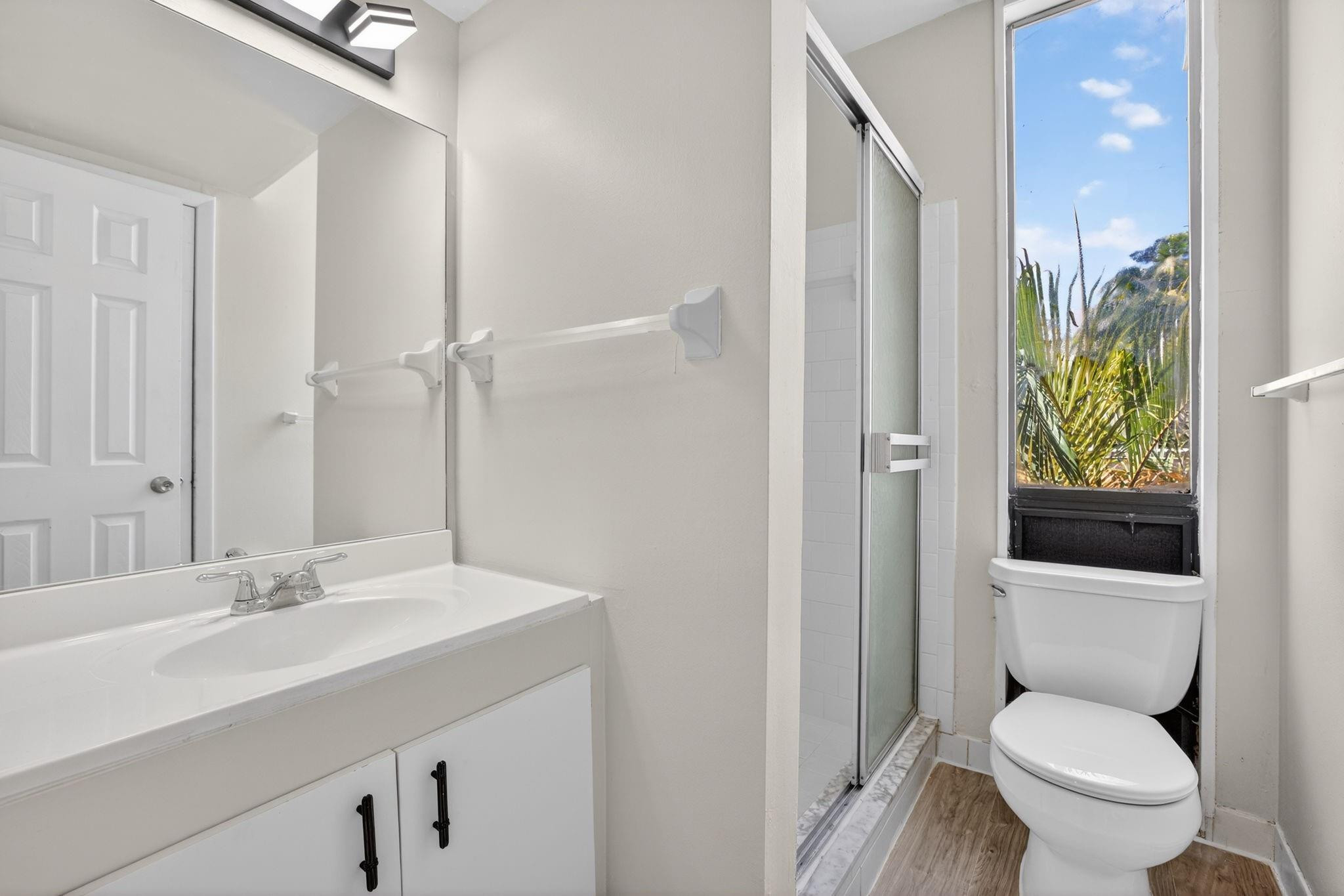 QUARTERDECK CONDO - Residential Lease