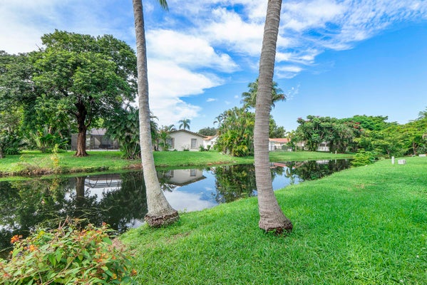 2940 NW 87TH TER, CORAL SPRINGS, FL 33065 - Image c4aaf4cc5cedeac45dea7ad4e7a2f85d/4136611415