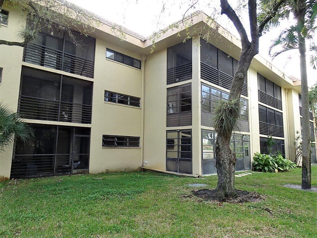 Bonaire at Woodmont - Residential