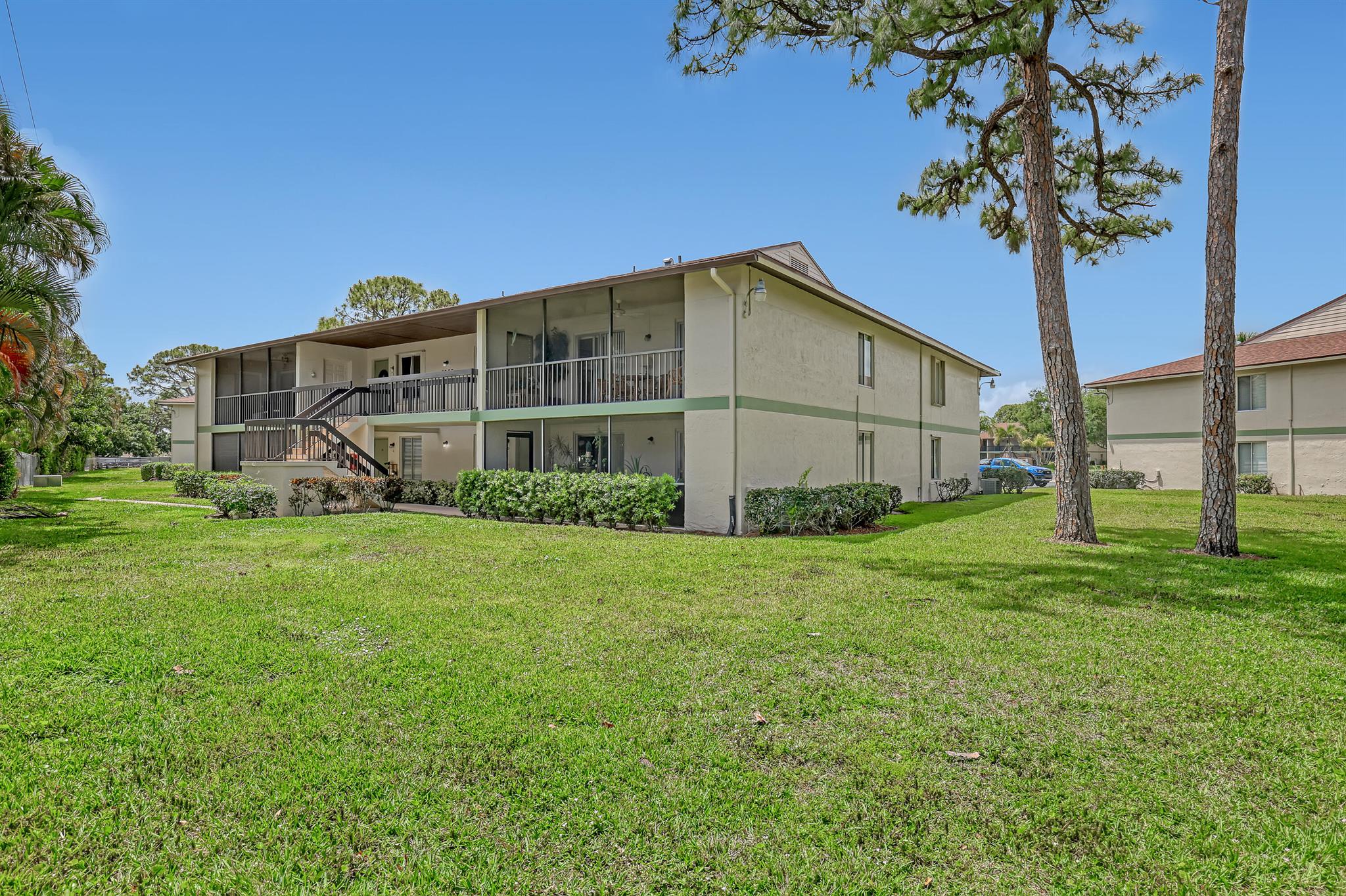 CHASEWOOD OF JUPITER COND - Residential