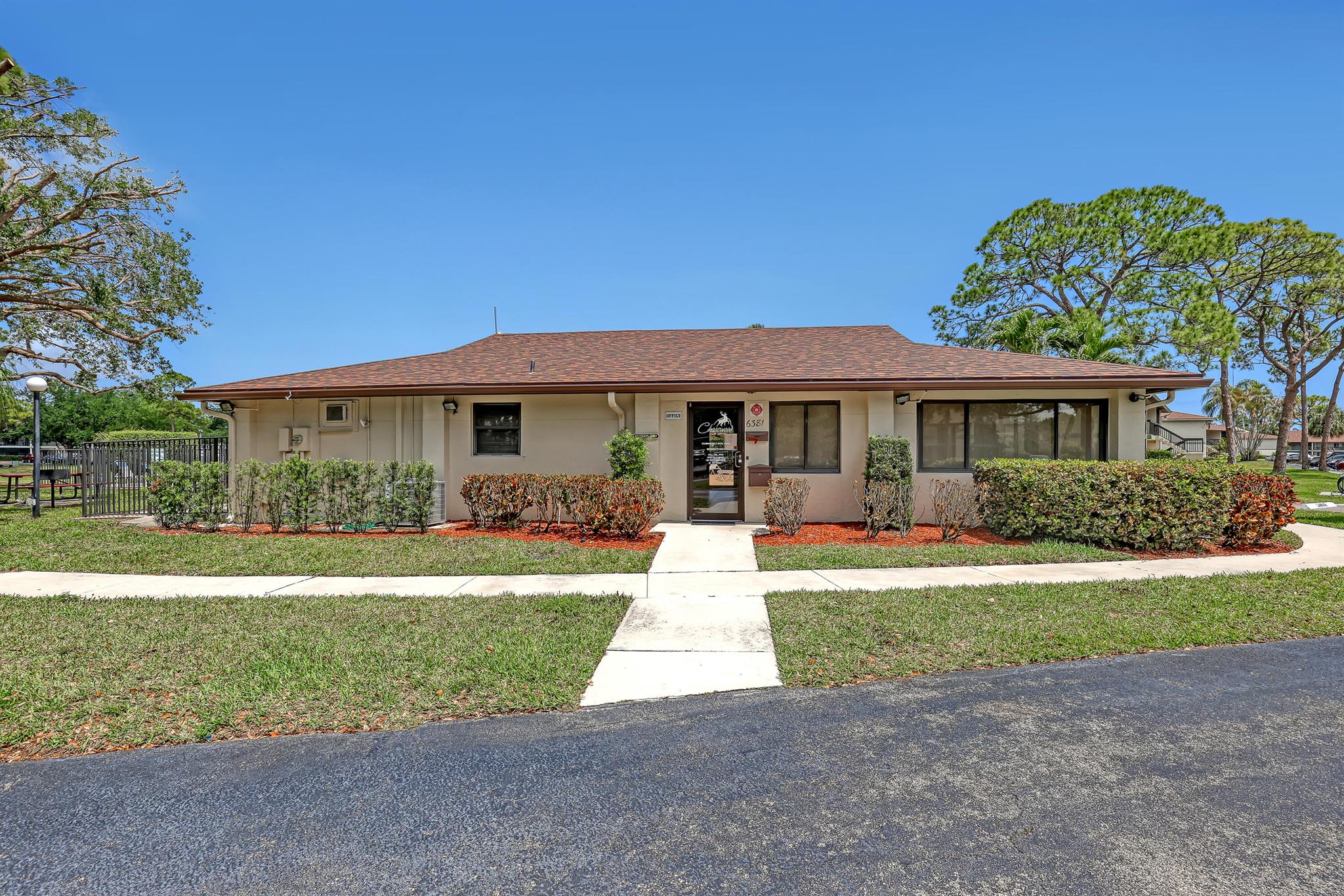 CHASEWOOD OF JUPITER COND - Residential