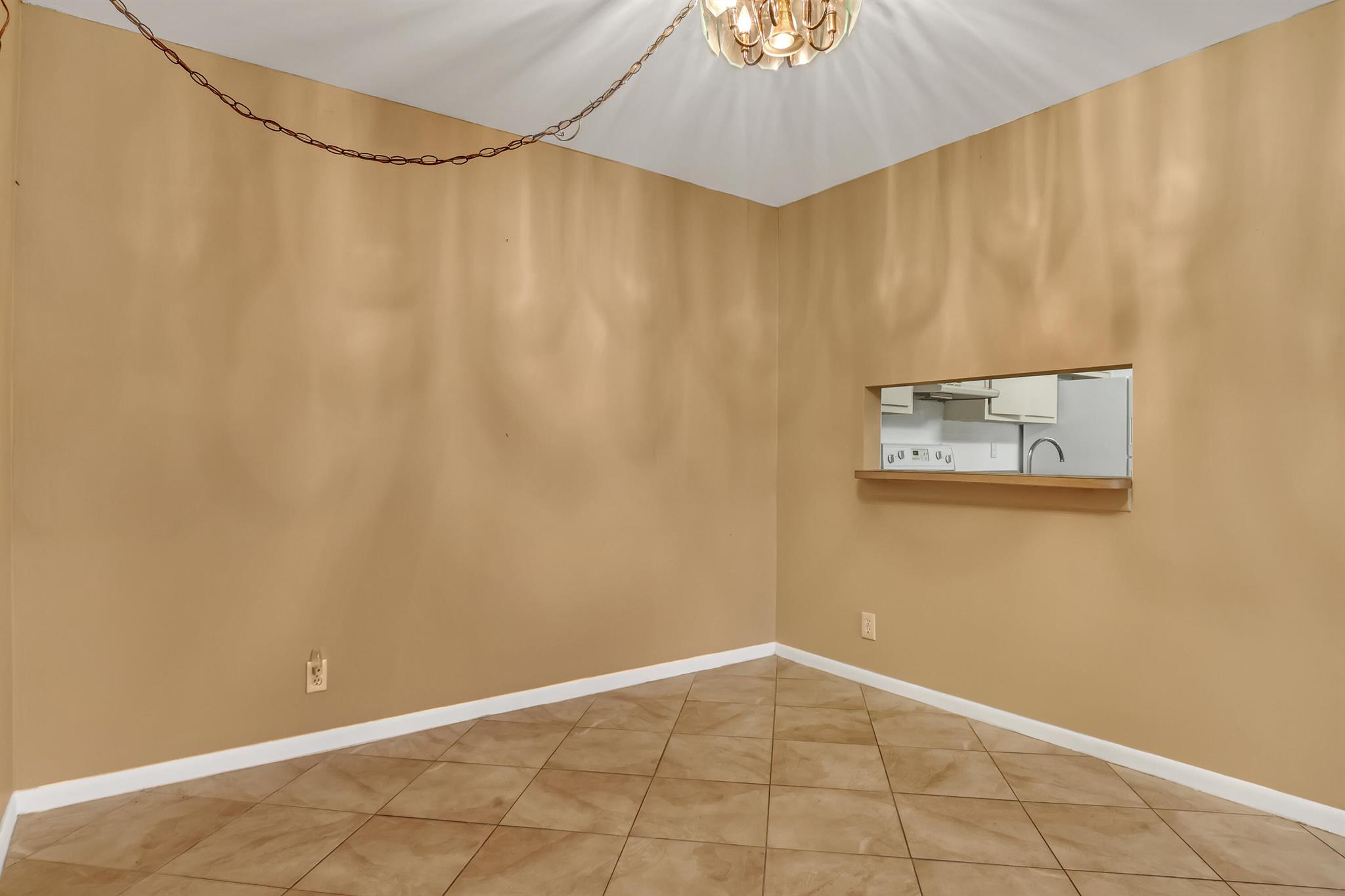 CHASEWOOD OF JUPITER COND - Residential