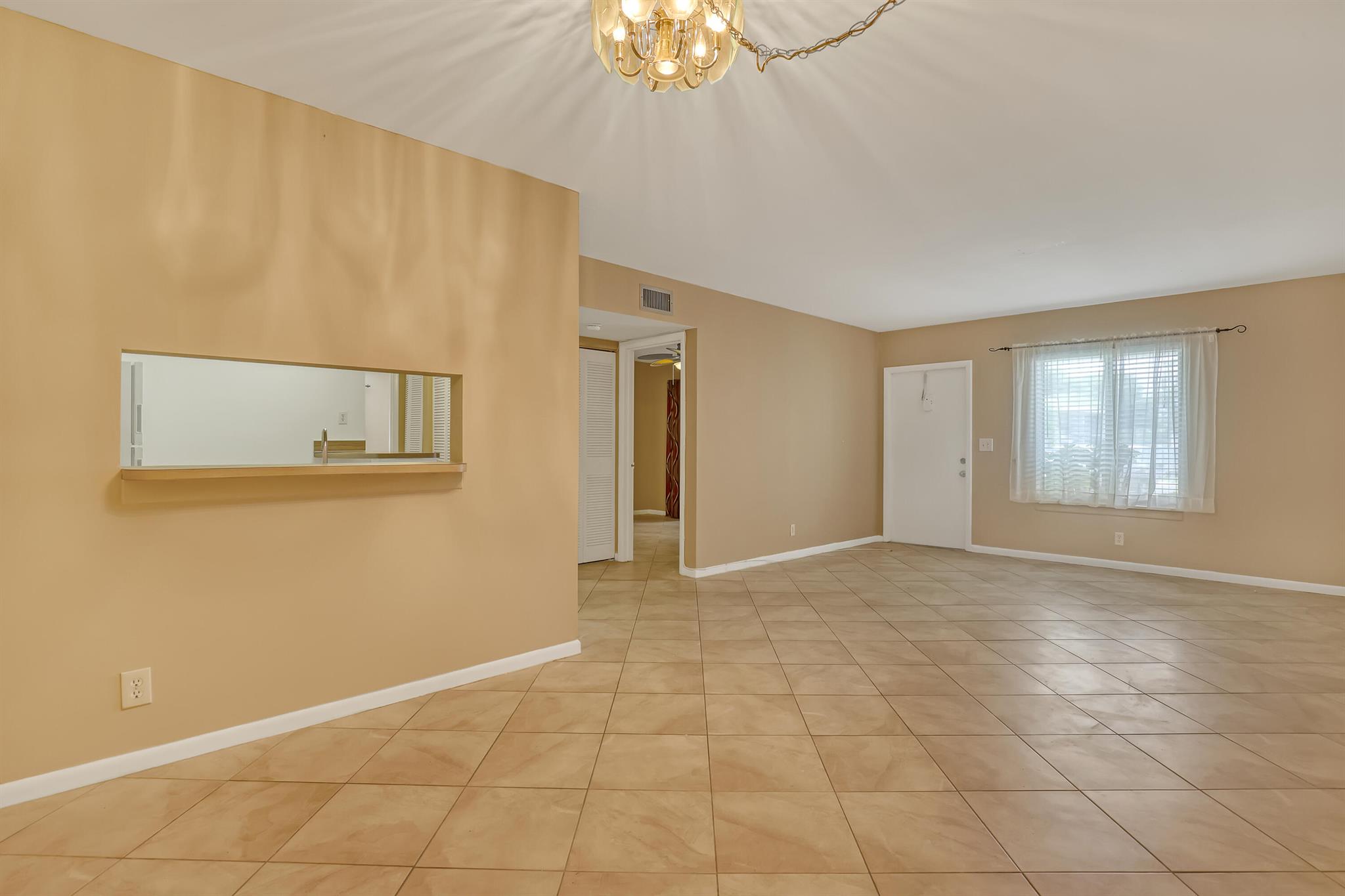 CHASEWOOD OF JUPITER COND - Residential