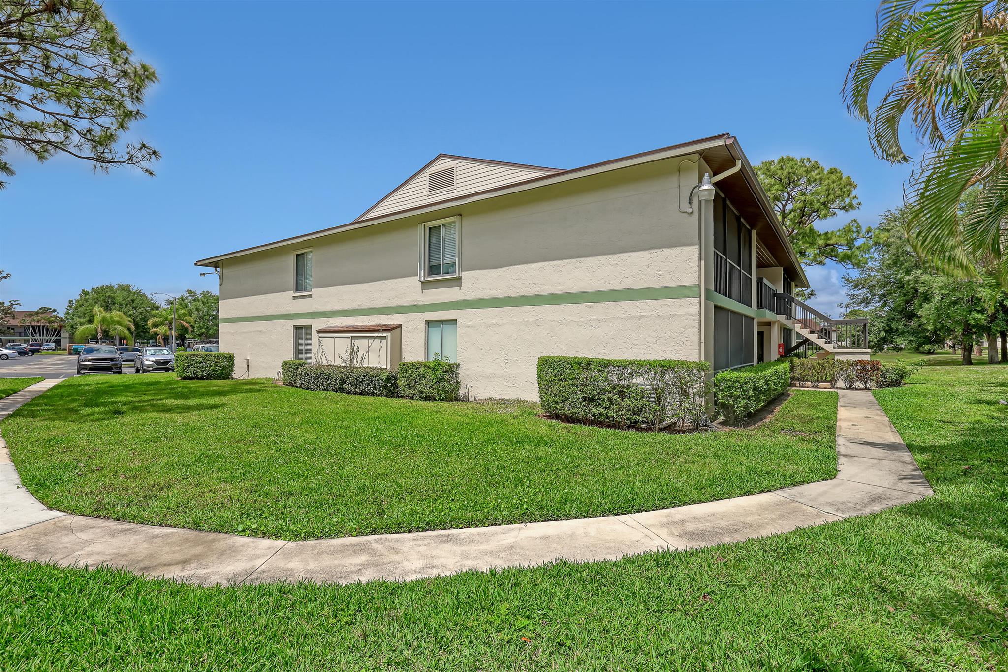 CHASEWOOD OF JUPITER COND - Residential