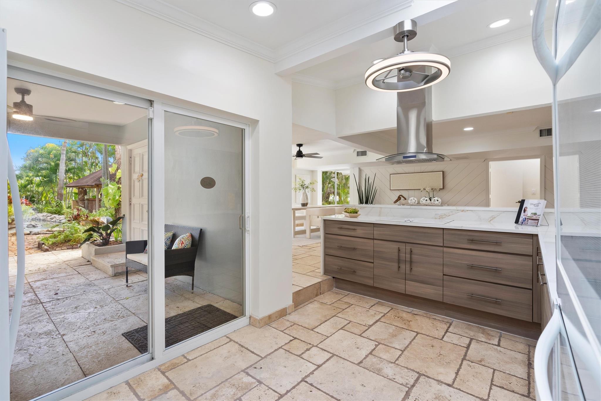 POMPANO ISLES - Residential