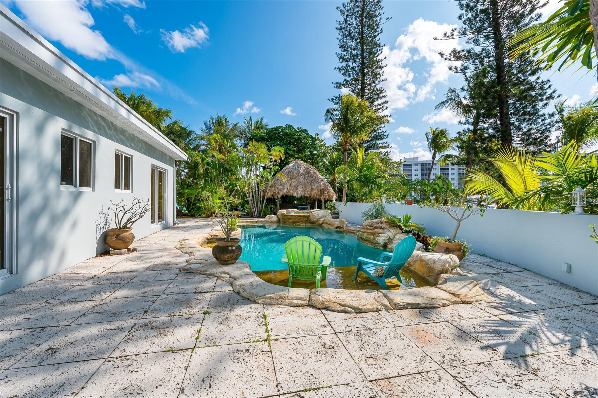 POMPANO ISLES - Residential