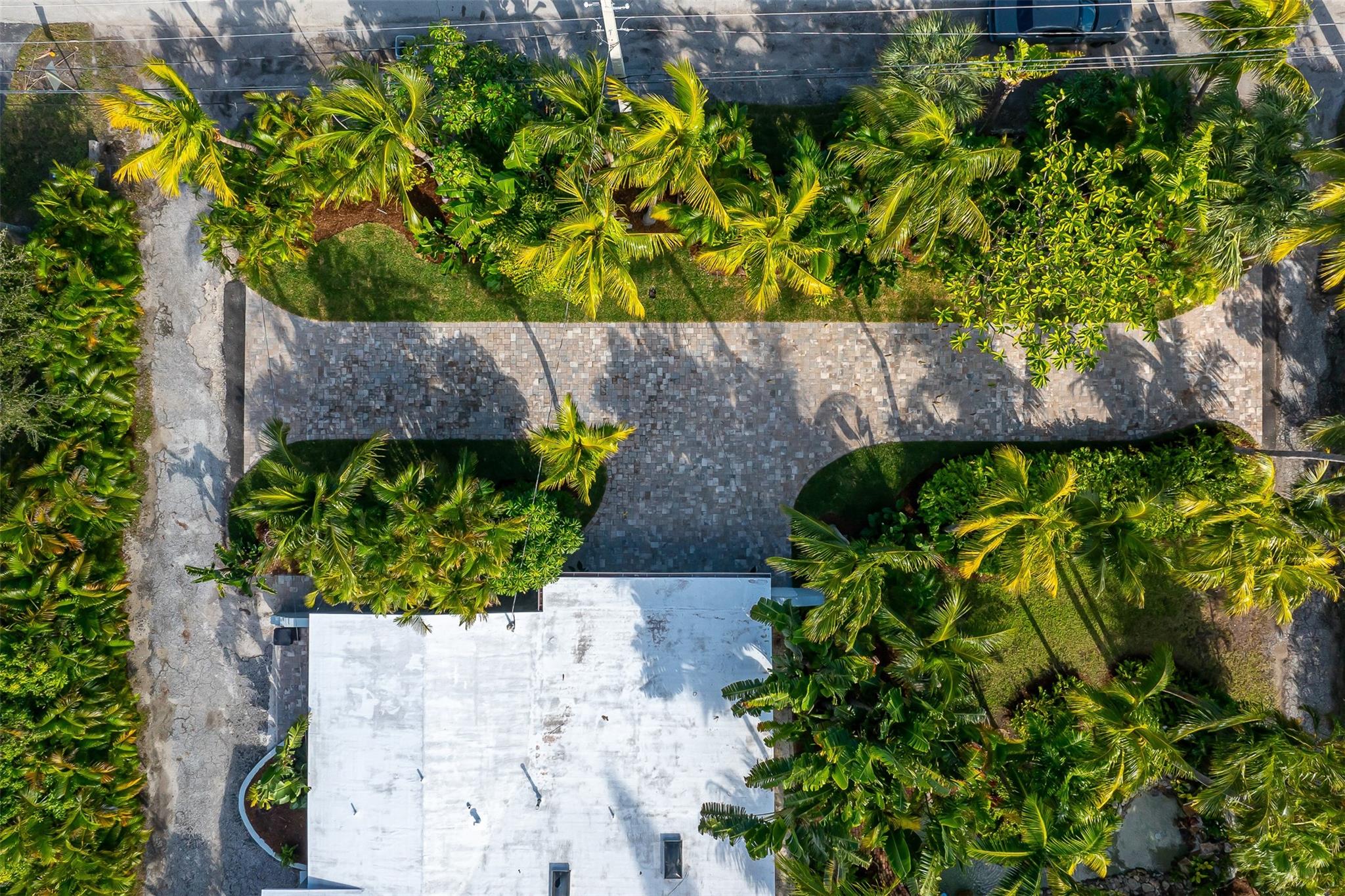 POMPANO ISLES - Residential