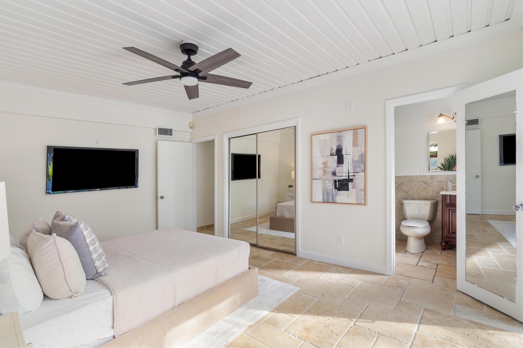 POMPANO ISLES - Residential