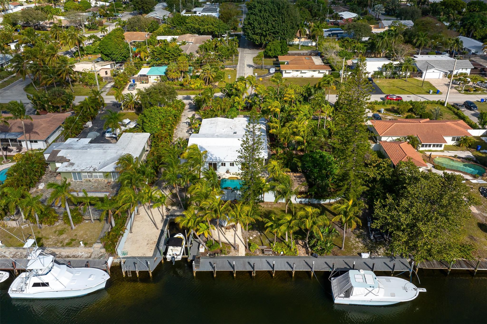 POMPANO ISLES - Residential
