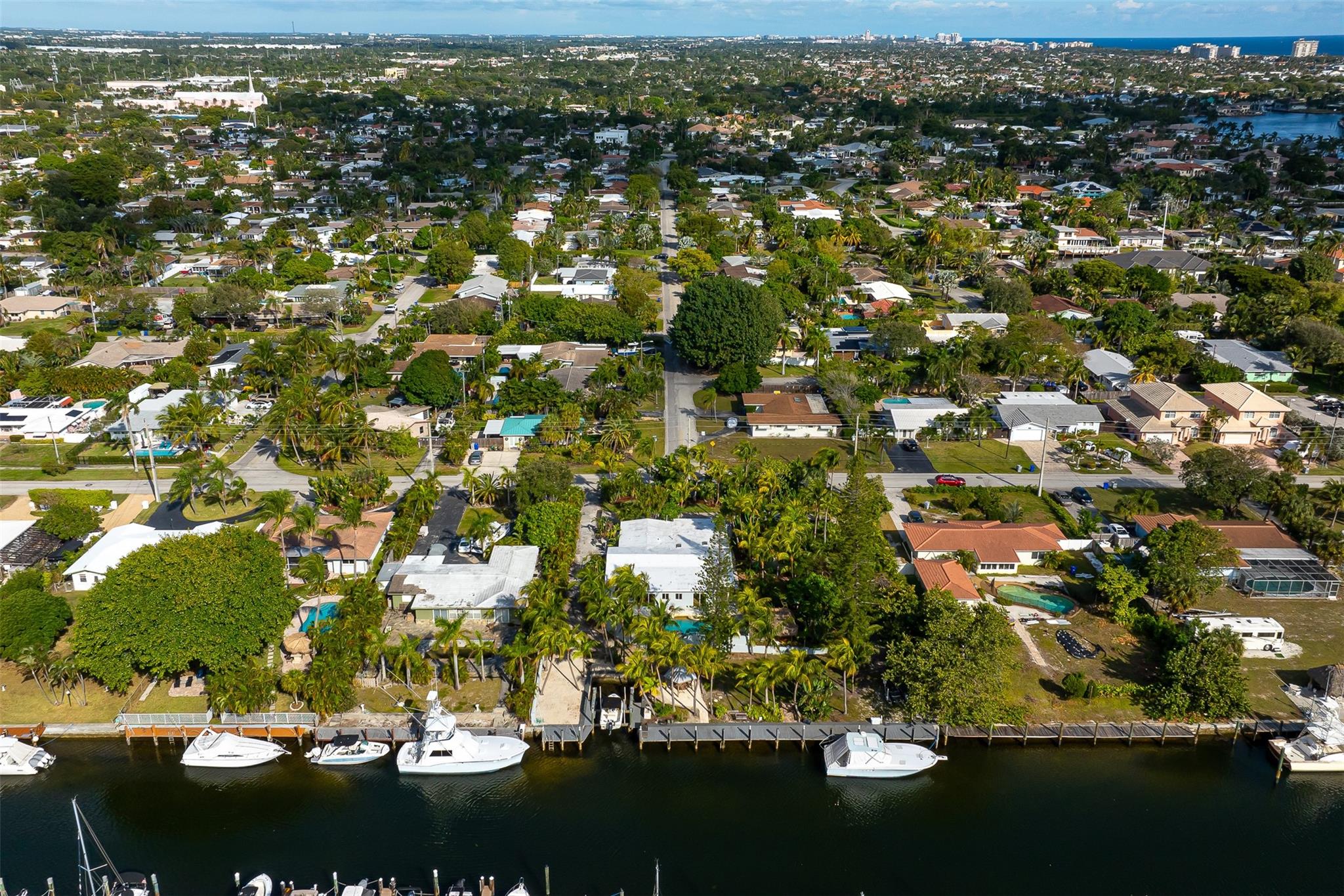 POMPANO ISLES - Residential