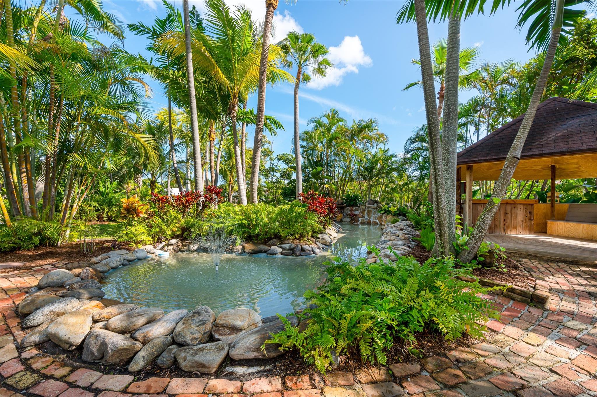 POMPANO ISLES - Residential