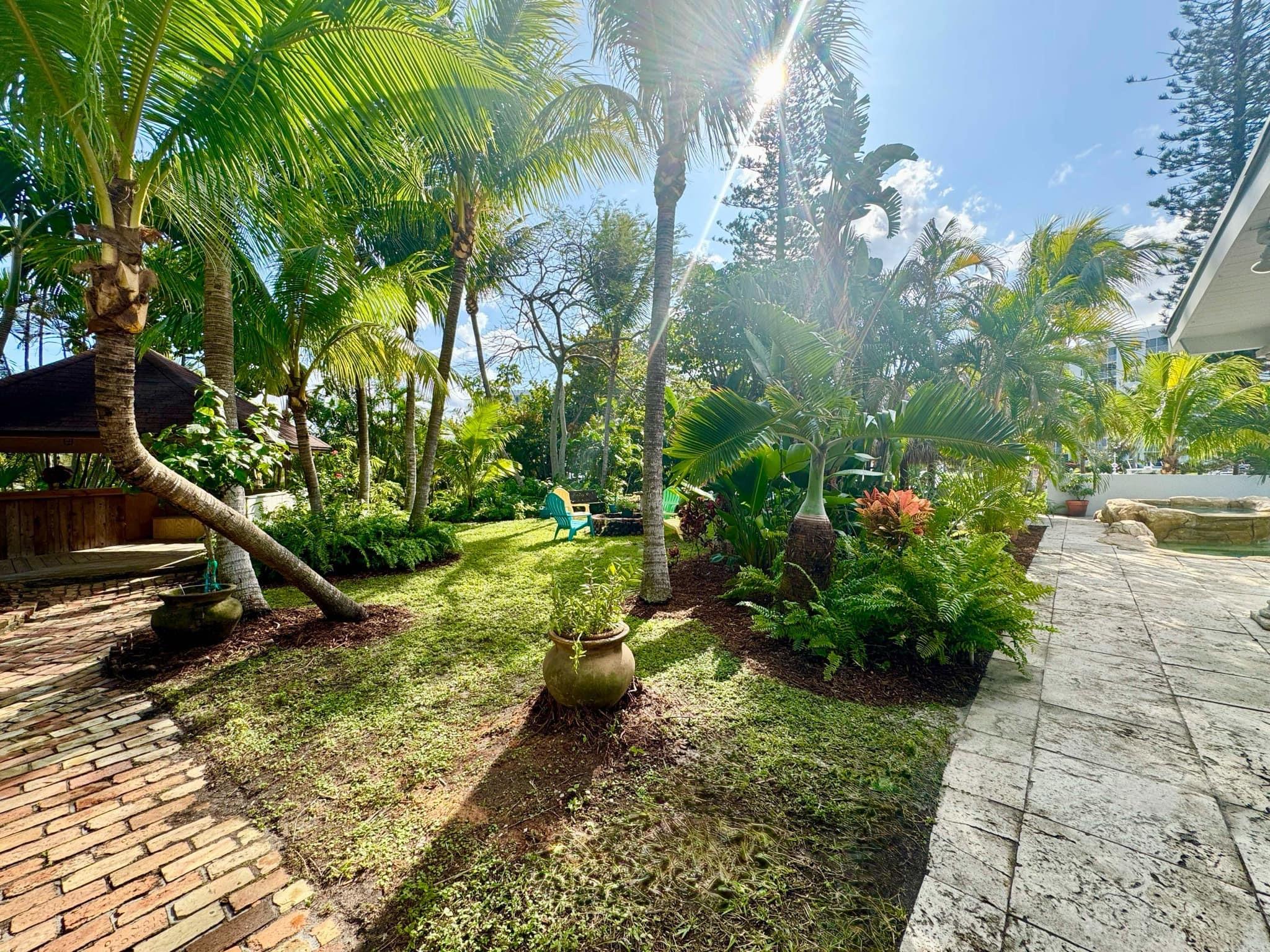 POMPANO ISLES - Residential