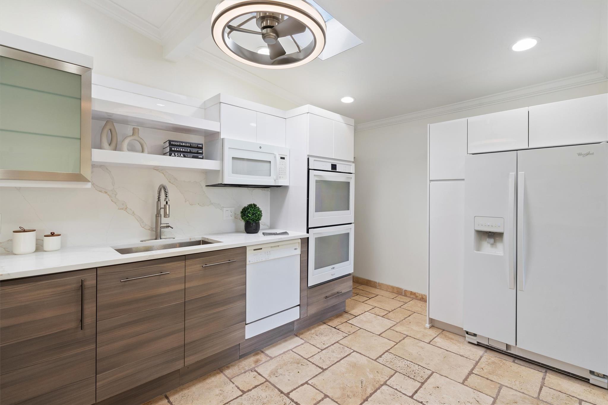 POMPANO ISLES - Residential