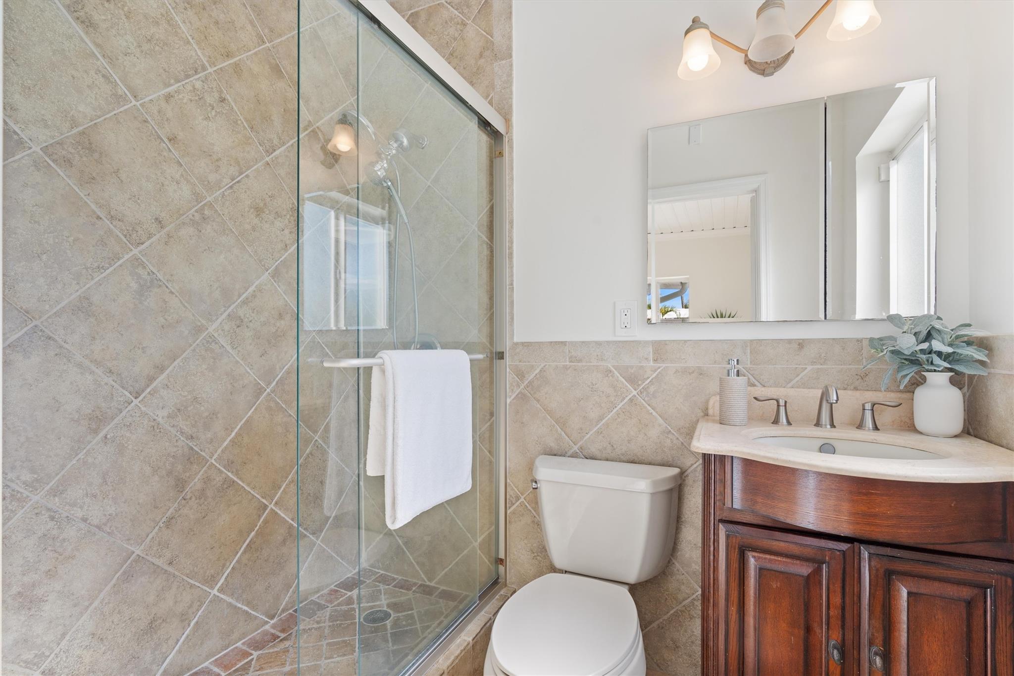 POMPANO ISLES - Residential