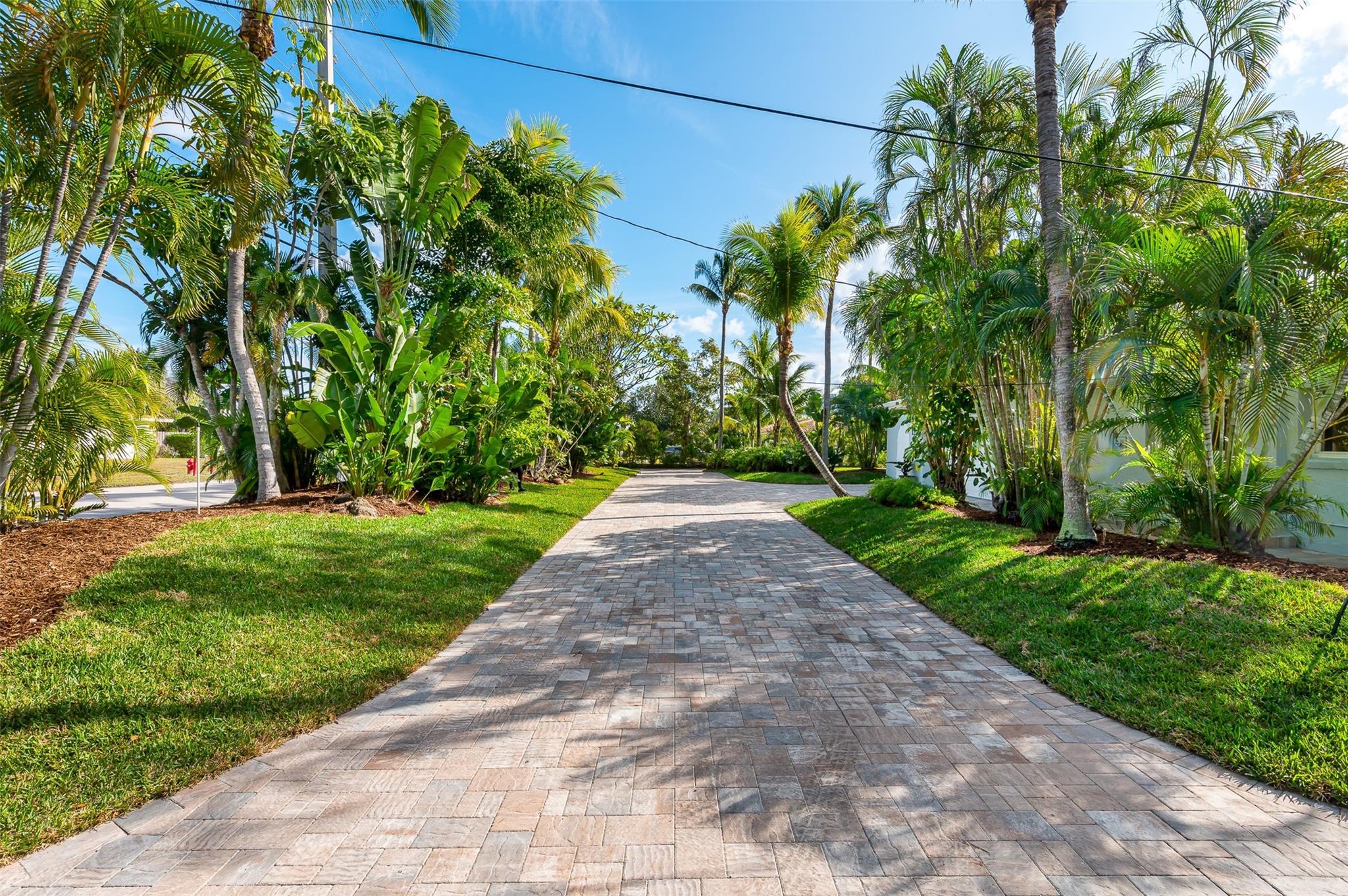 POMPANO ISLES - Residential