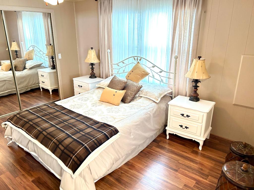 JAMAICA BAY MOBILE HOME CO OP - Residential