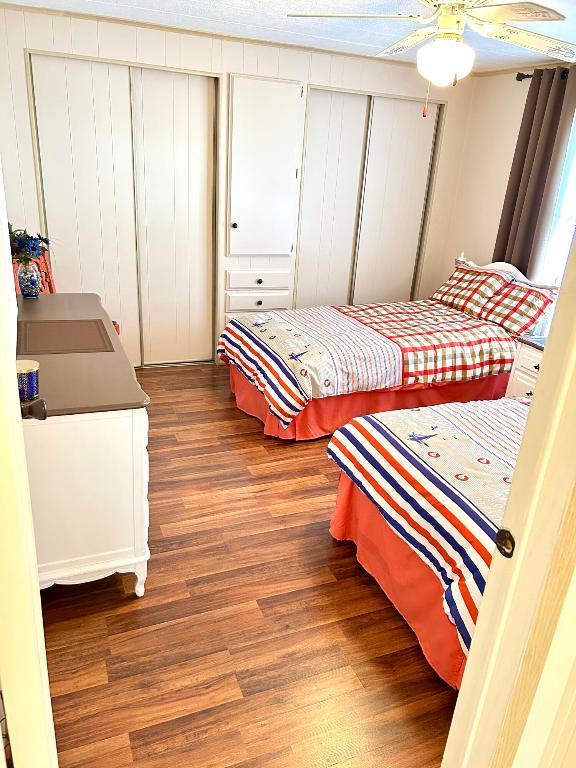 JAMAICA BAY MOBILE HOME CO OP - Residential