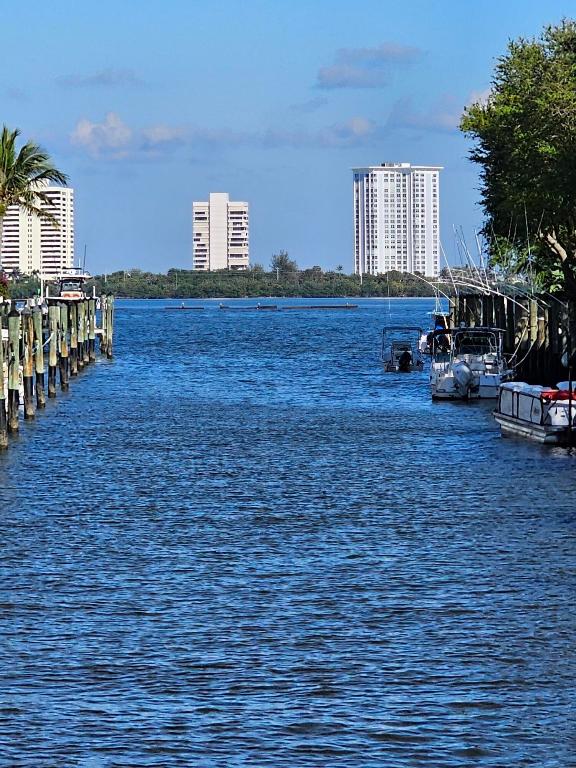 SANDPIPER CONDO - Residential Lease