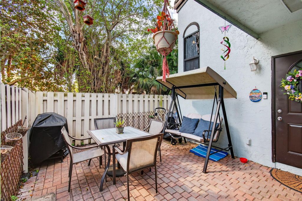 Photo of 22380 Pineapple Walk Dr, Boca Raton, FL 33433 (MLS # B26000721)