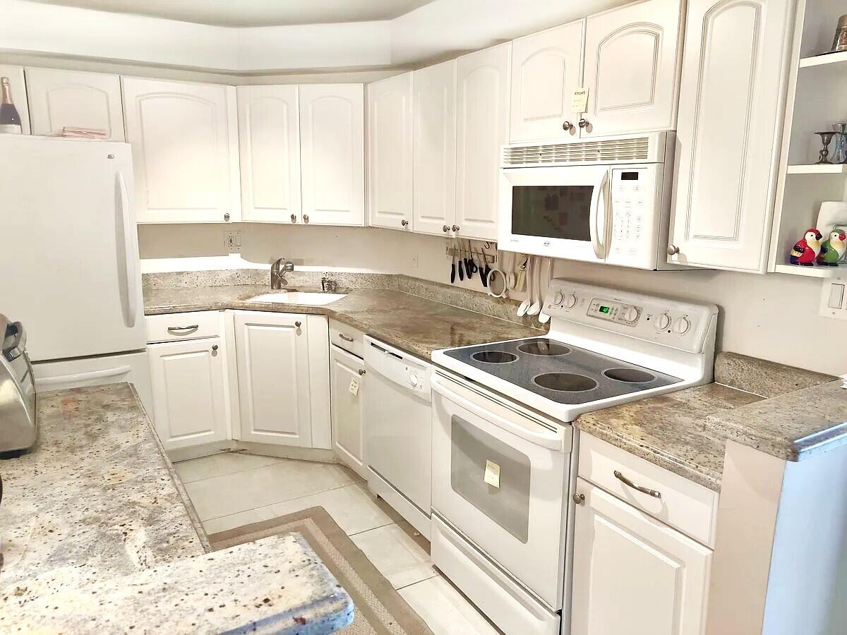 GALT OCEAN TERRACE CONDO - Residential Lease