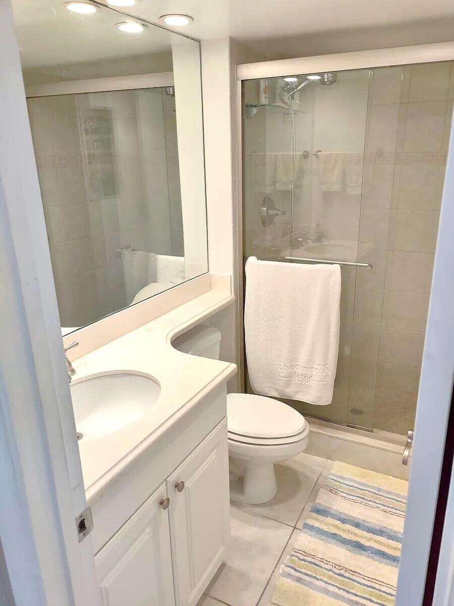 GALT OCEAN TERRACE CONDO - Residential Lease