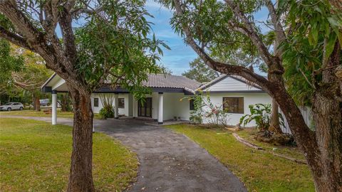 A home in Pinecrest