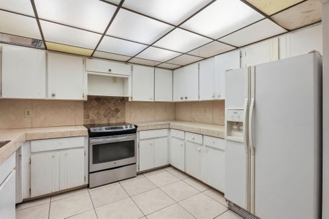 Tiny photo for 6850 TIBURON Drive, Boca Raton, FL 33433 (MLS # B26088690)
