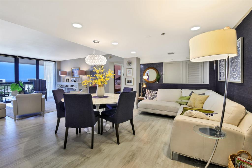 YACHT & RACQUET CLUB OF BOCA RATON CONDO - Residential