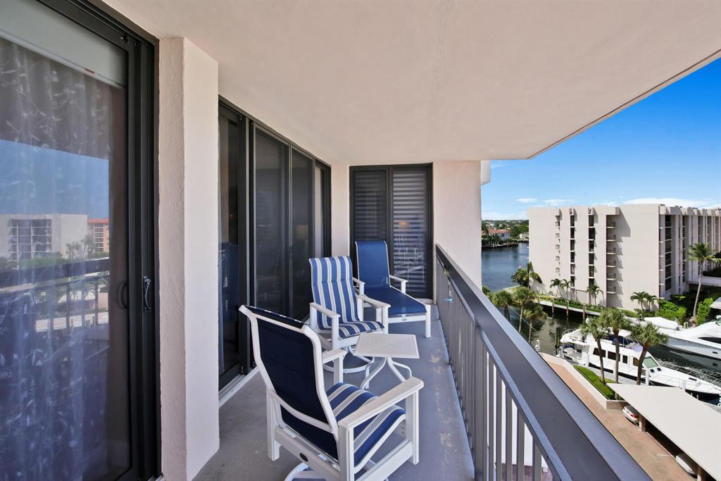 YACHT & RACQUET CLUB OF BOCA RATON CONDO - Residential