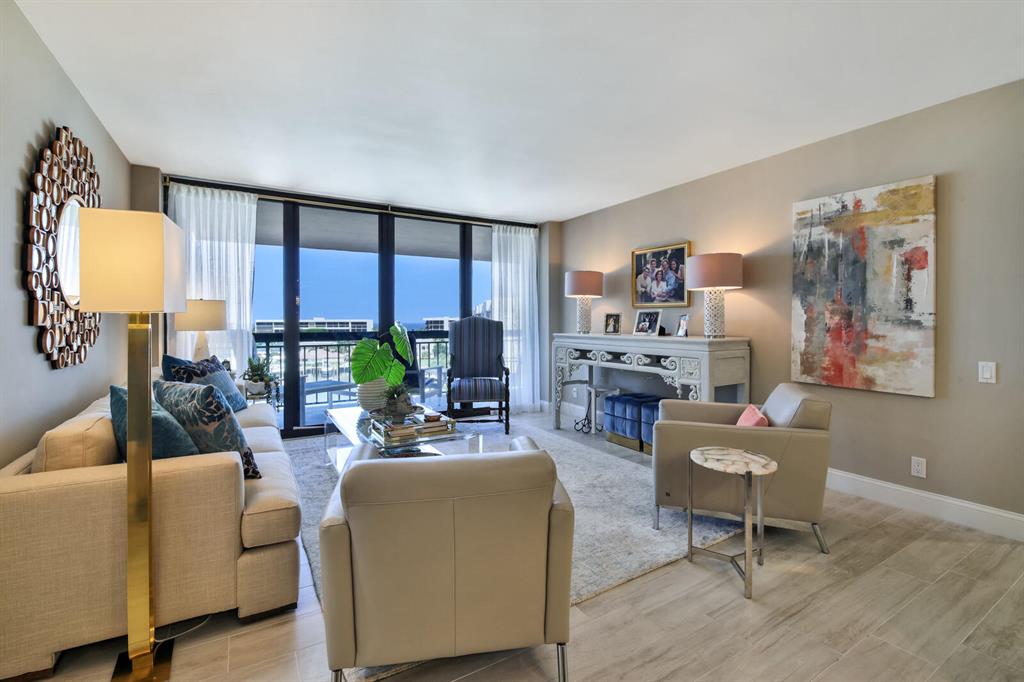 YACHT & RACQUET CLUB OF BOCA RATON CONDO - Residential