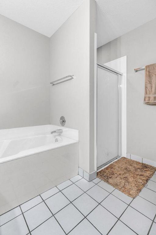 ISLAND OF RIVER BRIDGE - Residential