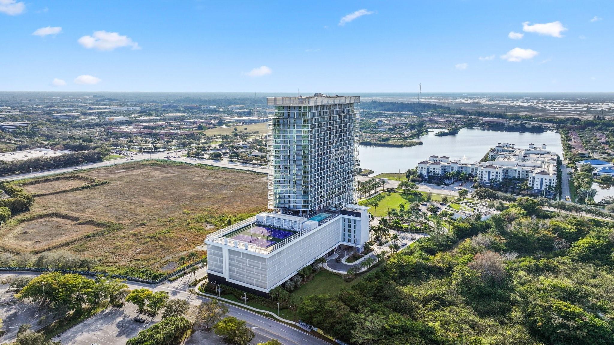 One Metropica - Residential