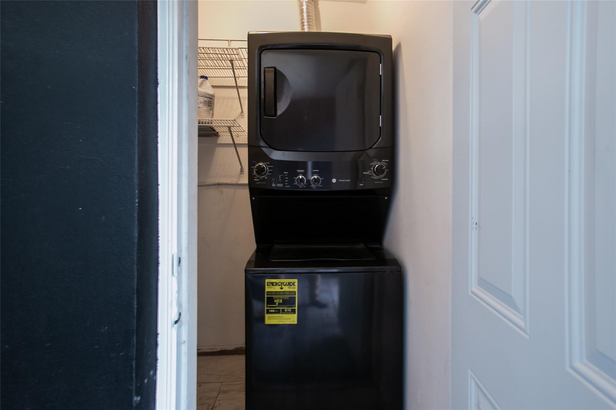 Lauder-Gate 26-48 B - Residential Lease