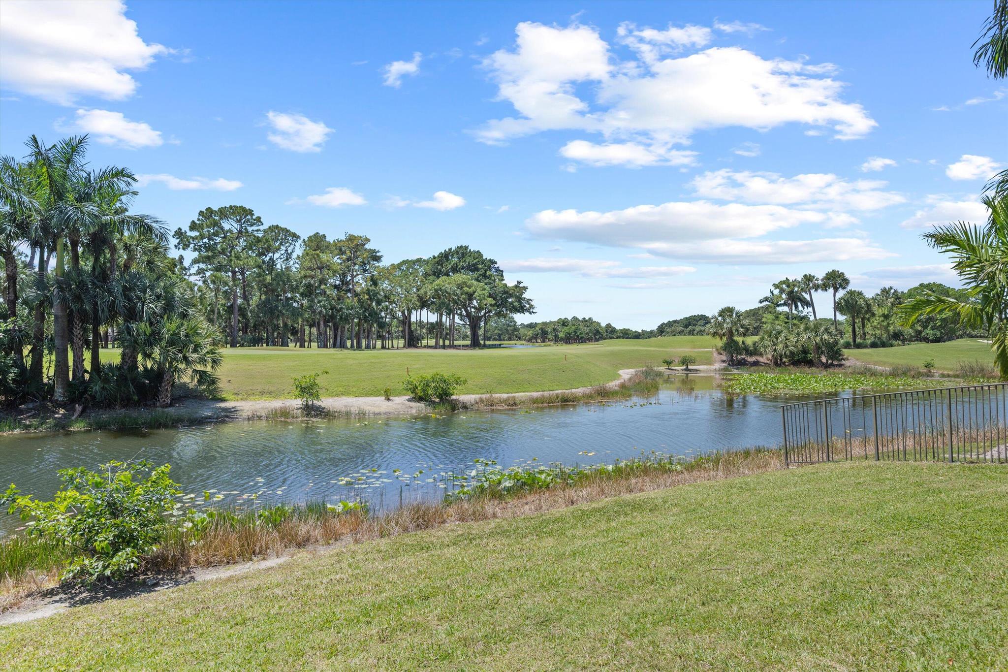 BREAKERS WEST - Residential