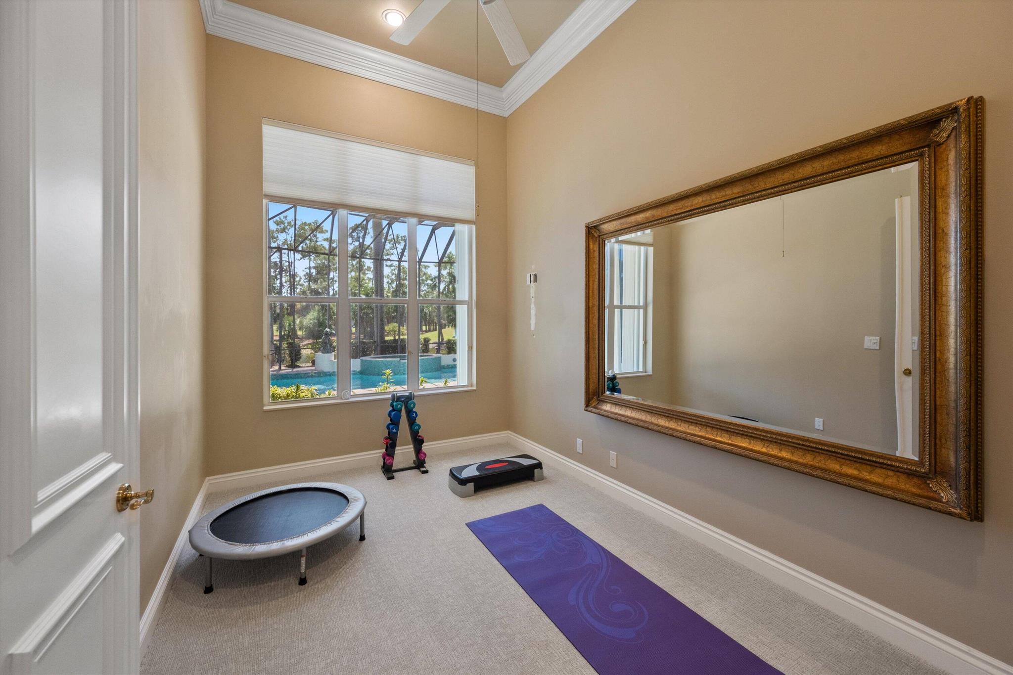 BREAKERS WEST - Residential