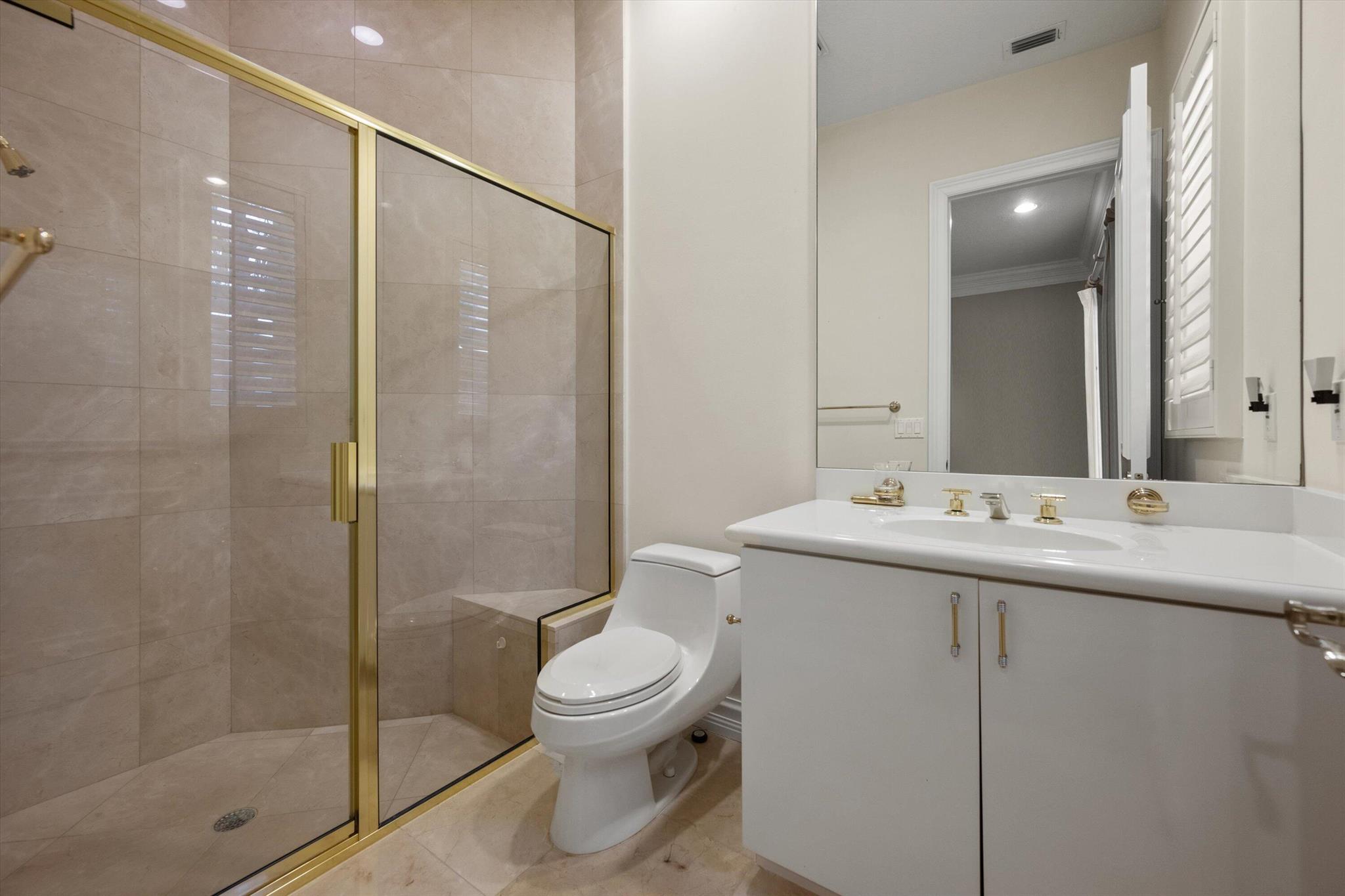 BREAKERS WEST - Residential