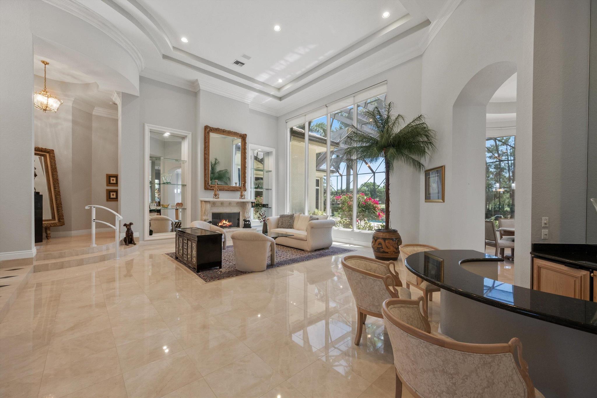 BREAKERS WEST - Residential