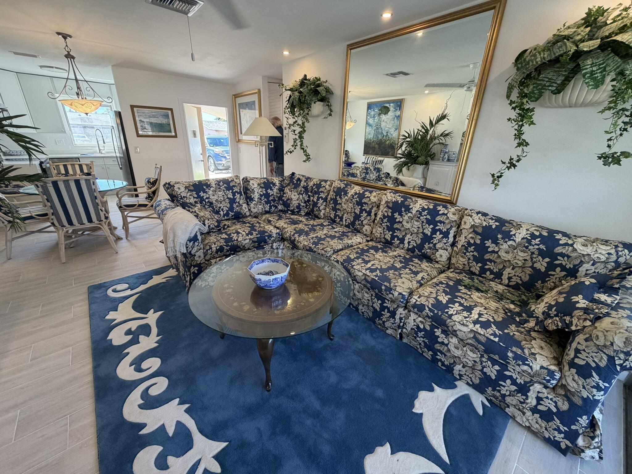 2747 E Dudley Dr Drive E D