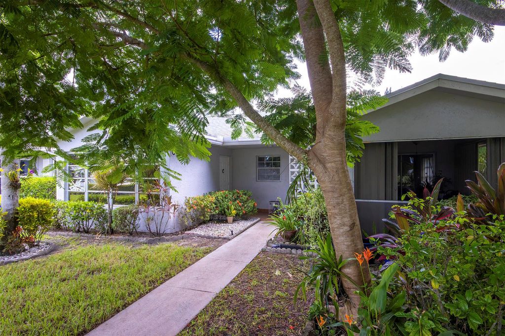 Photo of 14412 Canalview Drive #C, Delray Beach, FL 33484 (MLS # R11124023)