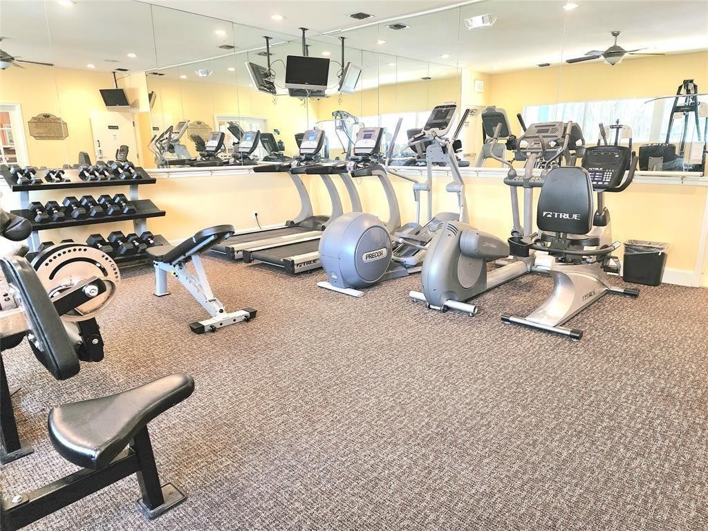 Sun Vista Gardens Condo - Residential Lease